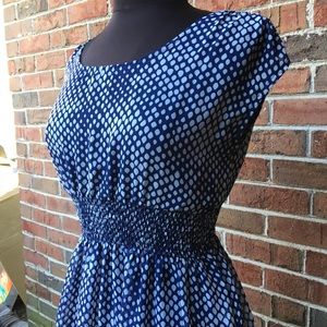 Rumours Blue and white gathered top  Sz sm